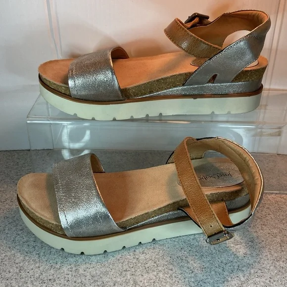 Josef Seibel size 40 platform sandals. Cork bed silver leather box 9‎